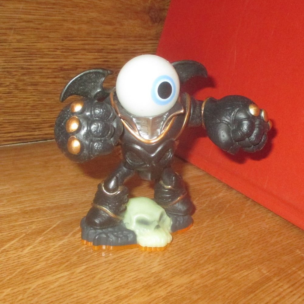 Eye Brawl from Skylanders: Giants Figures
